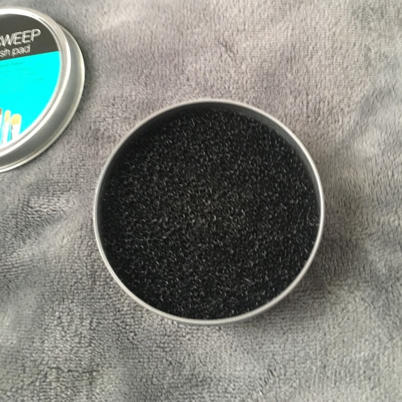 Color switch - Picture 2 of 3